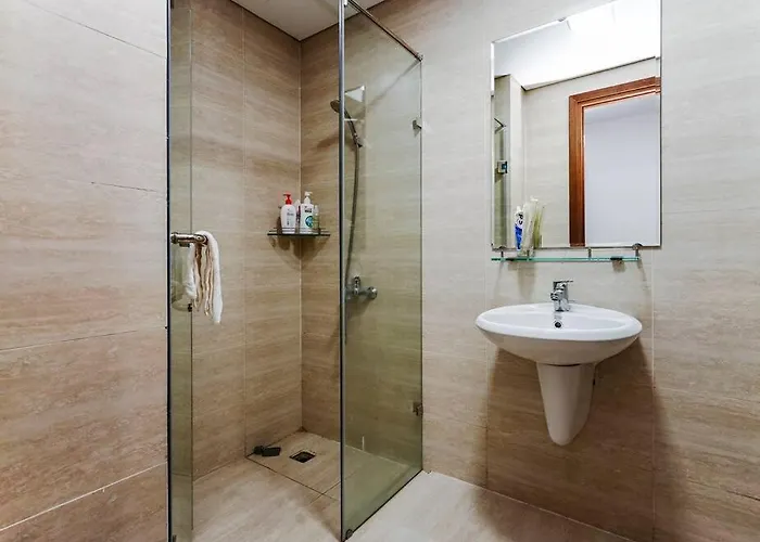 *ha Long @ Sunrise Apartment- 4 Br Hạ Long
