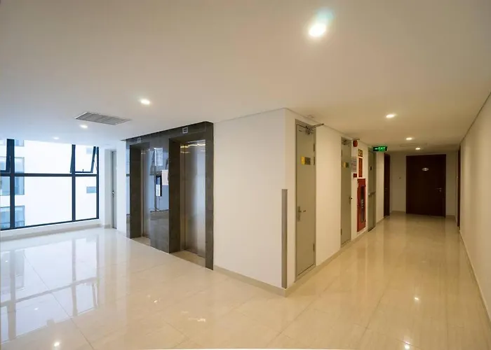 Căn hộ *ha Long @ Sunrise Apartment- 4 Br